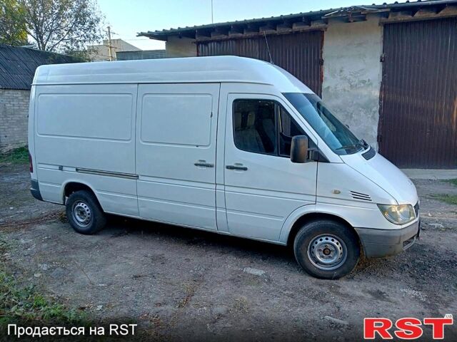 Мерседес Sprinter, объемом двигателя 2.2 л и пробегом 1 тыс. км за 7500 $, фото 2 на Automoto.ua