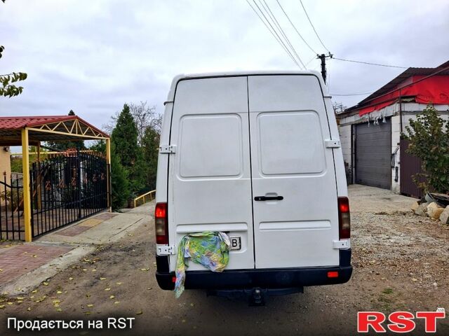 Мерседес Sprinter, об'ємом двигуна 2.7 л та пробігом 740 тис. км за 12000 $, фото 3 на Automoto.ua