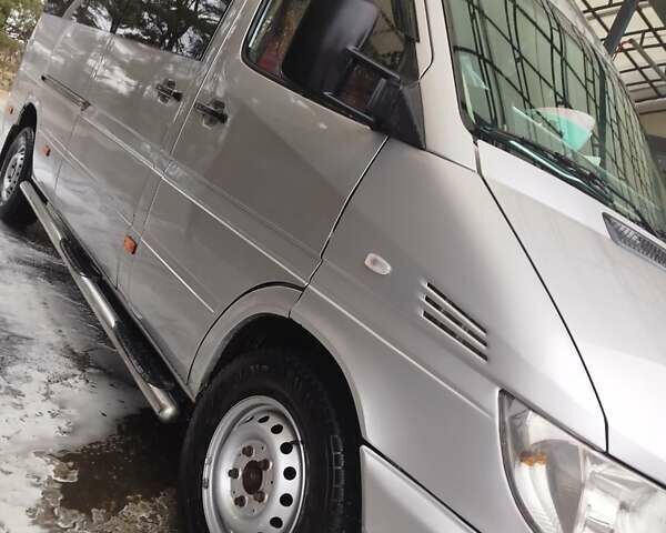 Мерседес Sprinter, объемом двигателя 0 л и пробегом 140 тыс. км за 9500 $, фото 1 на Automoto.ua