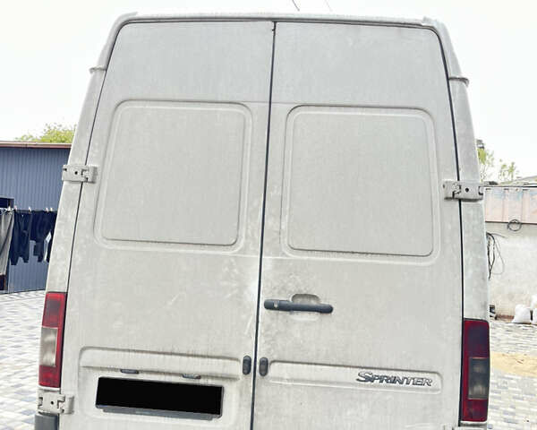 Мерседес Sprinter, объемом двигателя 0 л и пробегом 418 тыс. км за 17000 $, фото 4 на Automoto.ua