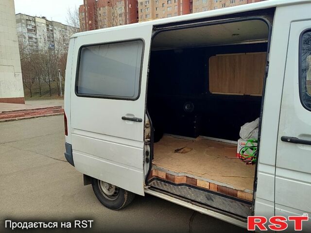 Мерседес Sprinter, об'ємом двигуна 22 л та пробігом 600 тис. км за 5700 $, фото 2 на Automoto.ua