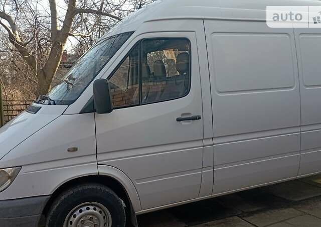 Мерседес Sprinter, об'ємом двигуна 2.15 л та пробігом 336 тис. км за 10800 $, фото 3 на Automoto.ua