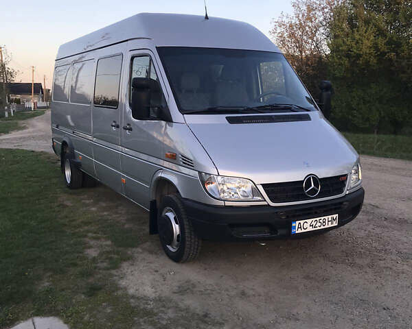 Мерседес Sprinter, об'ємом двигуна 2.69 л та пробігом 286 тис. км за 20800 $, фото 1 на Automoto.ua