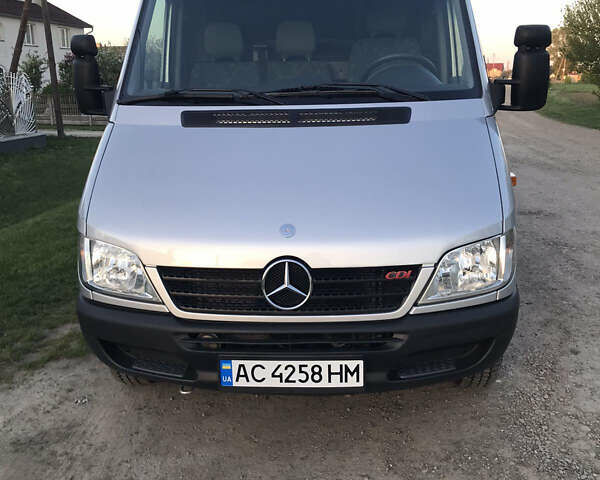 Мерседес Sprinter, об'ємом двигуна 2.69 л та пробігом 286 тис. км за 20800 $, фото 4 на Automoto.ua