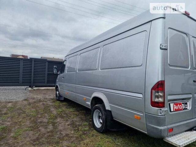 Мерседес Sprinter, объемом двигателя 2.7 л и пробегом 264 тыс. км за 21900 $, фото 4 на Automoto.ua