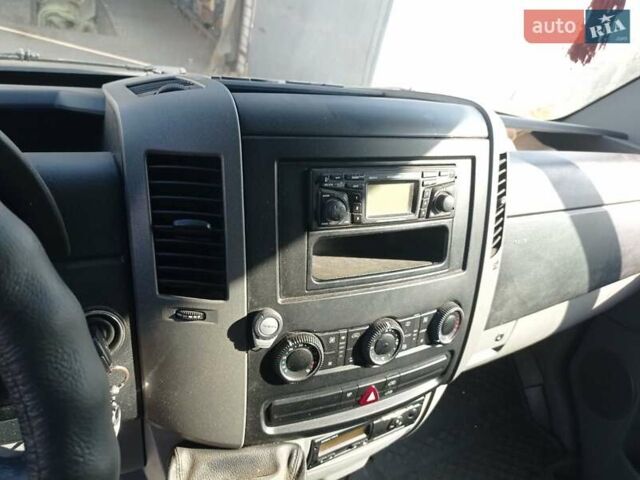 Мерседес Sprinter, объемом двигателя 2.3 л и пробегом 294 тыс. км за 13000 $, фото 5 на Automoto.ua