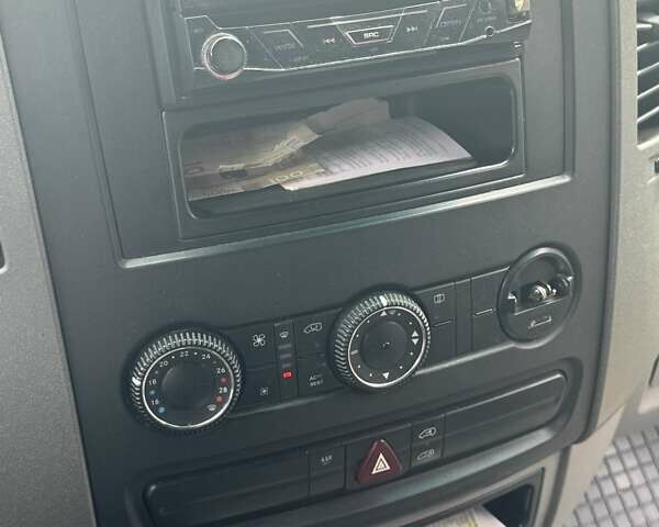Мерседес Sprinter, объемом двигателя 0 л и пробегом 400 тыс. км за 19500 $, фото 8 на Automoto.ua