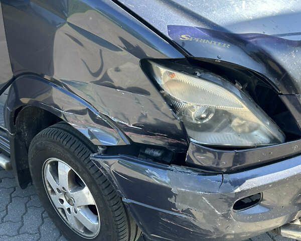 Мерседес Sprinter, об'ємом двигуна 0 л та пробігом 300 тис. км за 11000 $, фото 3 на Automoto.ua