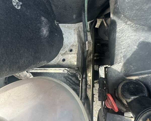 Мерседес Sprinter, объемом двигателя 0 л и пробегом 400 тыс. км за 19500 $, фото 6 на Automoto.ua