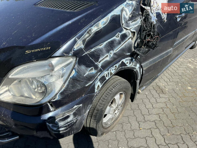 Мерседес Sprinter, об'ємом двигуна 0 л та пробігом 300 тис. км за 11000 $, фото 1 на Automoto.ua