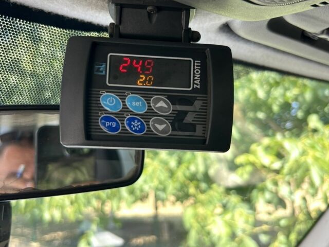 Мерседес Sprinter, объемом двигателя 0 л и пробегом 0 тыс. км за 12500 $, фото 12 на Automoto.ua