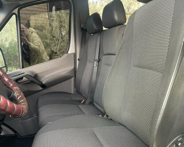 Мерседес Sprinter, объемом двигателя 0 л и пробегом 170 тыс. км за 18500 $, фото 6 на Automoto.ua