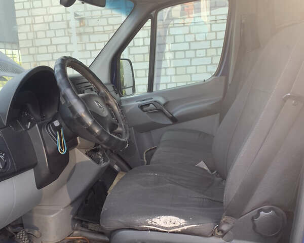 Мерседес Sprinter, объемом двигателя 2.2 л и пробегом 360 тыс. км за 9999 $, фото 11 на Automoto.ua