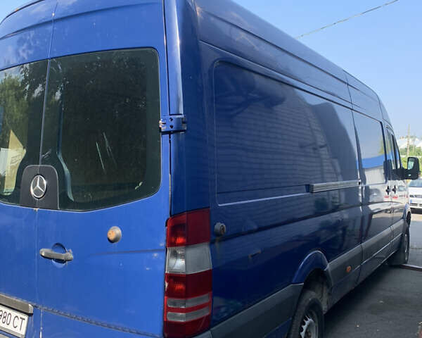 Мерседес Sprinter, объемом двигателя 2.2 л и пробегом 360 тыс. км за 9999 $, фото 3 на Automoto.ua