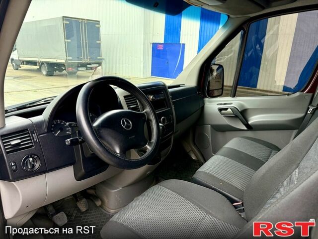 Мерседес Sprinter, объемом двигателя 2.2 л и пробегом 390 тыс. км за 12900 $, фото 6 на Automoto.ua