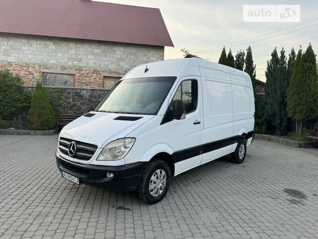 Мерседес Sprinter, объемом двигателя 2.14 л и пробегом 289 тыс. км за 9999 $, фото 1 на Automoto.ua