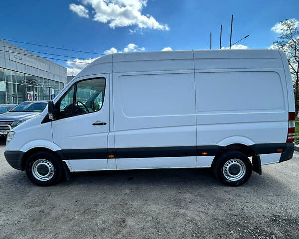 Мерседес Sprinter, об'ємом двигуна 0 л та пробігом 302 тис. км за 15300 $, фото 2 на Automoto.ua