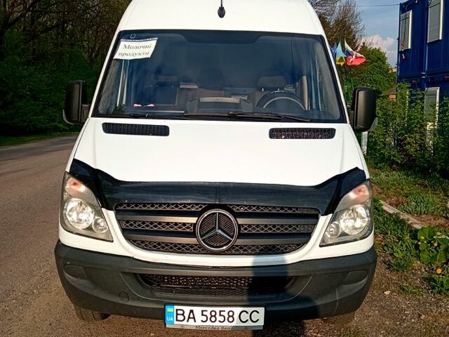 Мерседес Sprinter, объемом двигателя 2.1 л и пробегом 603 тыс. км за 13470 $, фото 1 на Automoto.ua