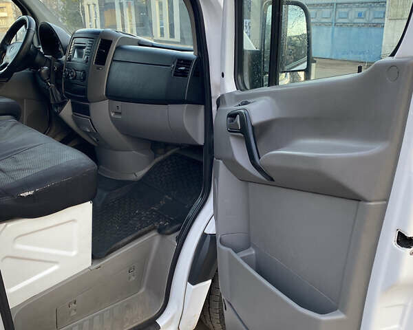 Мерседес Sprinter, объемом двигателя 0 л и пробегом 500 тыс. км за 13000 $, фото 8 на Automoto.ua