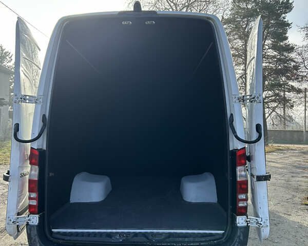 Мерседес Sprinter, объемом двигателя 3 л и пробегом 465 тыс. км за 22700 $, фото 12 на Automoto.ua