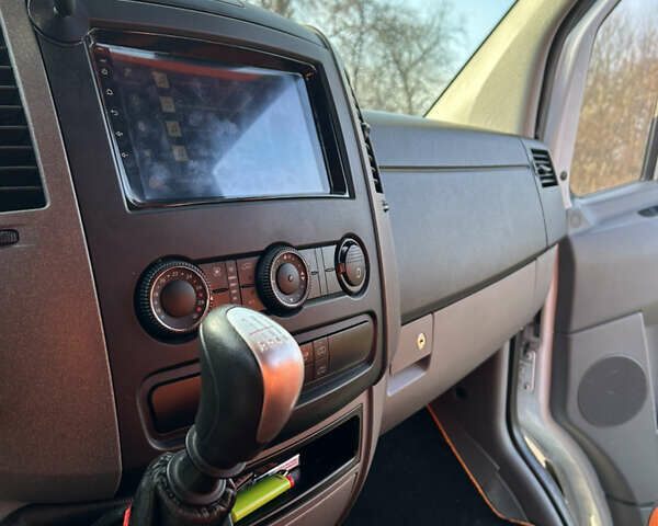 Мерседес Sprinter, объемом двигателя 3 л и пробегом 465 тыс. км за 22700 $, фото 10 на Automoto.ua