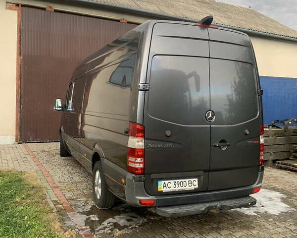 Мерседес Sprinter, объемом двигателя 3 л и пробегом 579 тыс. км за 24999 $, фото 9 на Automoto.ua