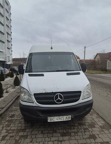 Мерседес Sprinter, объемом двигателя 2.1 л и пробегом 510 тыс. км за 8300 $, фото 3 на Automoto.ua