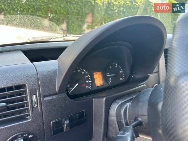 Мерседес Sprinter, объемом двигателя 2.15 л и пробегом 300 тыс. км за 14500 $, фото 1 на Automoto.ua