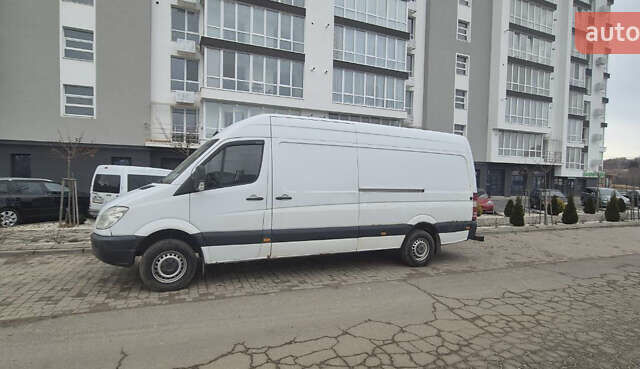 Мерседес Sprinter, объемом двигателя 2.1 л и пробегом 510 тыс. км за 8300 $, фото 4 на Automoto.ua