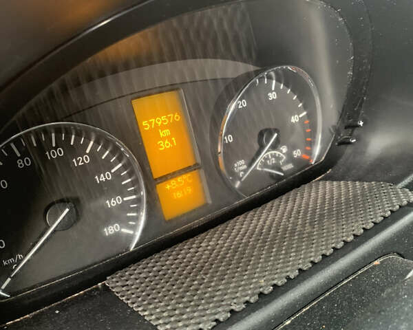 Мерседес Sprinter, объемом двигателя 3 л и пробегом 579 тыс. км за 24999 $, фото 7 на Automoto.ua