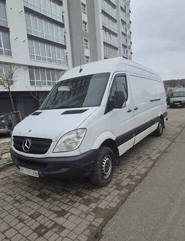 Мерседес Sprinter, объемом двигателя 2.1 л и пробегом 510 тыс. км за 8300 $, фото 2 на Automoto.ua