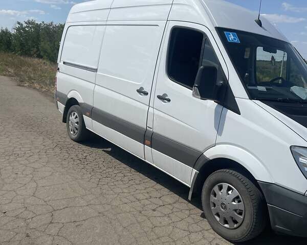 Мерседес Sprinter, объемом двигателя 2.1 л и пробегом 301 тыс. км за 14500 $, фото 6 на Automoto.ua