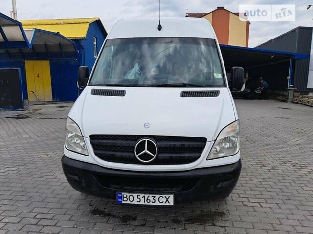 Мерседес Sprinter, объемом двигателя 2.14 л и пробегом 376 тыс. км за 13700 $, фото 2 на Automoto.ua