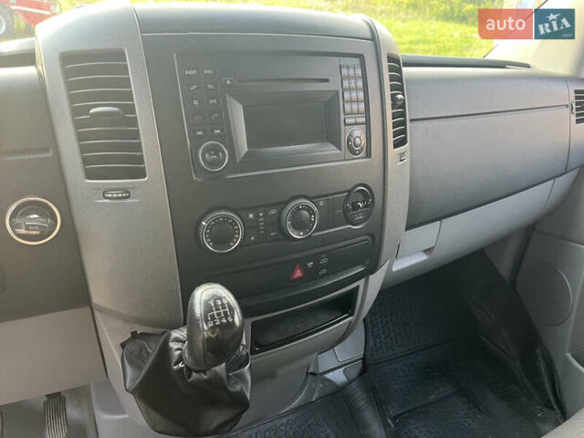 Мерседес Sprinter, объемом двигателя 2.1 л и пробегом 277 тыс. км за 21500 $, фото 7 на Automoto.ua