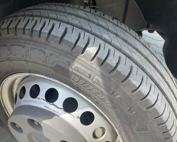 Мерседес Sprinter, об'ємом двигуна 2.1 л та пробігом 228 тис. км за 28000 $, фото 6 на Automoto.ua