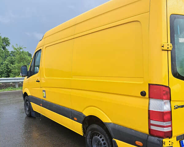 Мерседес Sprinter, объемом двигателя 2.2 л и пробегом 252 тыс. км за 10500 $, фото 7 на Automoto.ua