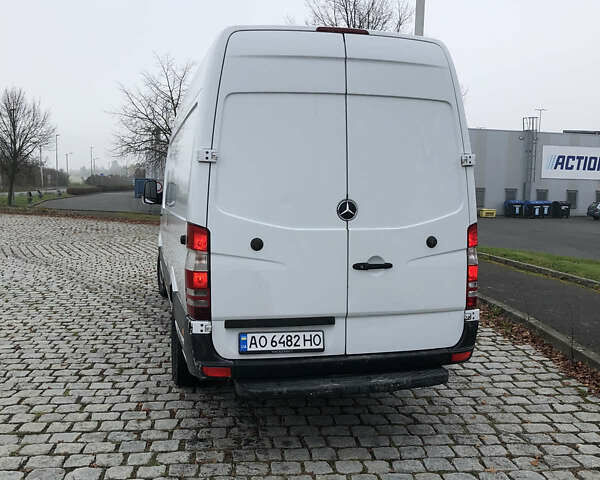 Мерседес Sprinter, объемом двигателя 0 л и пробегом 423 тыс. км за 12100 $, фото 3 на Automoto.ua