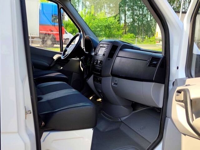Мерседес Sprinter, об'ємом двигуна 2.1 л та пробігом 264 тис. км за 15800 $, фото 4 на Automoto.ua