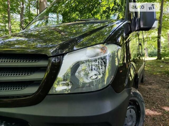 Мерседес Sprinter, объемом двигателя 0 л и пробегом 377 тыс. км за 13700 $, фото 6 на Automoto.ua