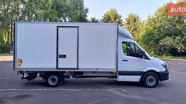 Мерседес Sprinter, объемом двигателя 2.2 л и пробегом 255 тыс. км за 19900 $, фото 2 на Automoto.ua
