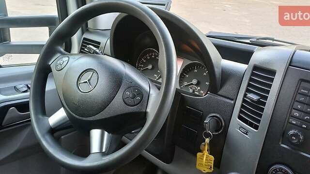 Мерседес Sprinter, объемом двигателя 2.2 л и пробегом 255 тыс. км за 19900 $, фото 10 на Automoto.ua