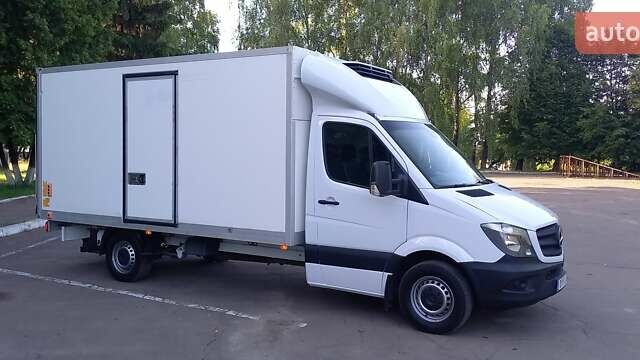 Мерседес Sprinter, объемом двигателя 2.2 л и пробегом 255 тыс. км за 19900 $, фото 1 на Automoto.ua