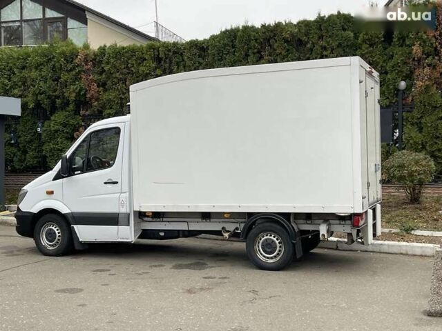 Мерседес Sprinter, объемом двигателя 0 л и пробегом 260 тыс. км за 16300 $, фото 2 на Automoto.ua