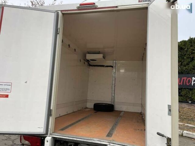 Мерседес Sprinter, объемом двигателя 0 л и пробегом 260 тыс. км за 17500 $, фото 10 на Automoto.ua