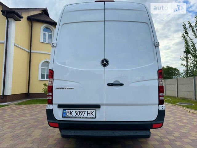 Мерседес Sprinter, об'ємом двигуна 2.14 л та пробігом 240 тис. км за 15500 $, фото 2 на Automoto.ua