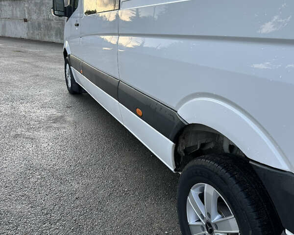 Мерседес Sprinter, объемом двигателя 3 л и пробегом 316 тыс. км за 30000 $, фото 9 на Automoto.ua