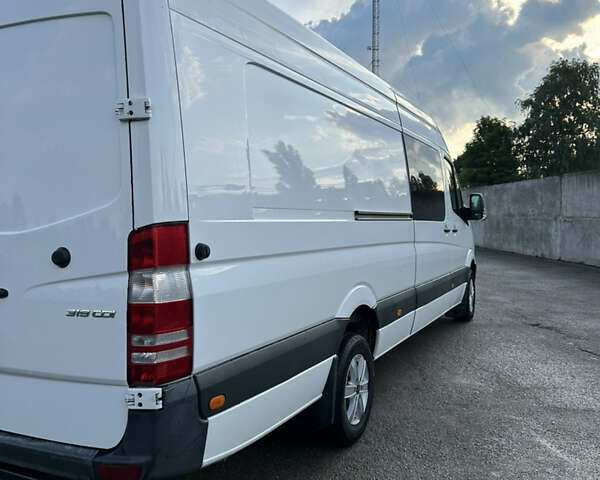 Мерседес Sprinter, объемом двигателя 3 л и пробегом 316 тыс. км за 30000 $, фото 13 на Automoto.ua