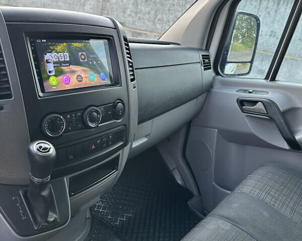 Мерседес Sprinter, объемом двигателя 3 л и пробегом 316 тыс. км за 30000 $, фото 27 на Automoto.ua