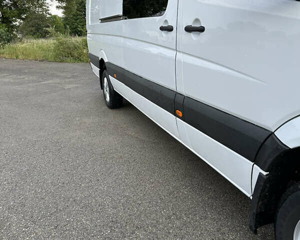 Мерседес Sprinter, объемом двигателя 3 л и пробегом 316 тыс. км за 30000 $, фото 16 на Automoto.ua