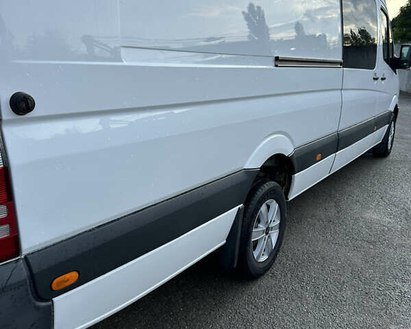 Мерседес Sprinter, объемом двигателя 3 л и пробегом 316 тыс. км за 30000 $, фото 15 на Automoto.ua